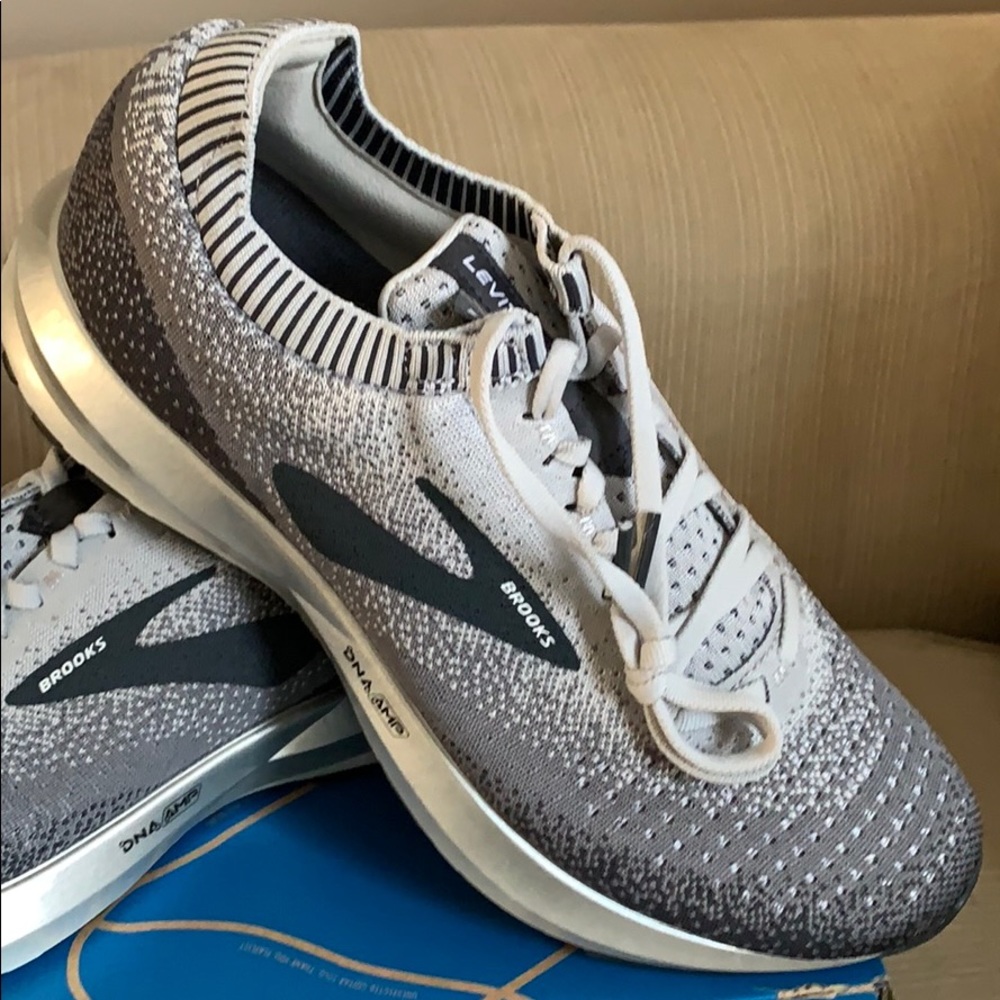 Brooks Levitate 2 Grey/white Sneakers. NIB Sz 9.5